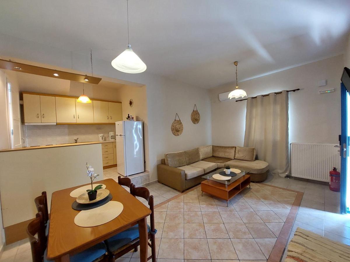 Vira Vivere Houses Plaka  Ngoại thất bức ảnh